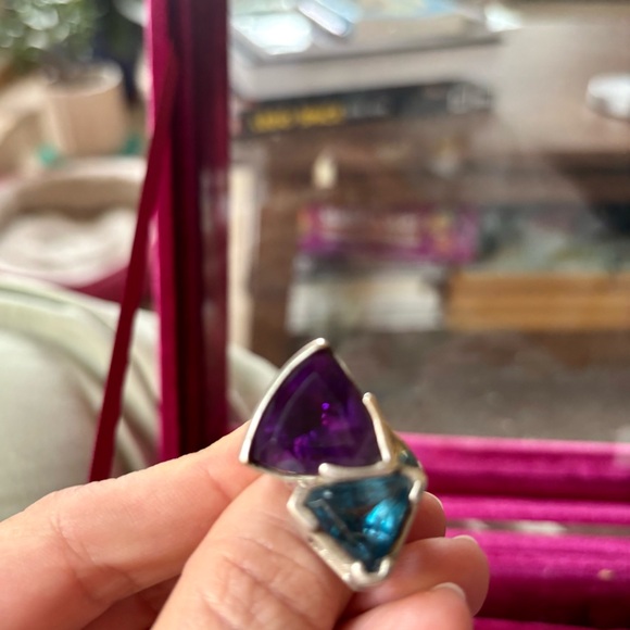 Artist-made sterling silver and glass ring - Picture 7 of 7